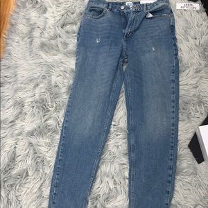 Mom High Rise Jeans